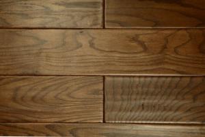 China Cheap red oak engineered wood flooring on sale