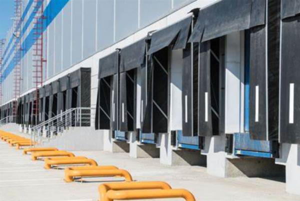 Quality Pvc Rubber Loading Dock Shelters Adjustable Loading System Modern Design for sale