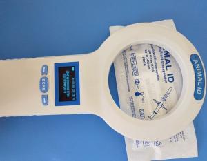 China Compact 128*64mm RFID Portable Scanner 20cm Reading Distance For Ear Tags on sale