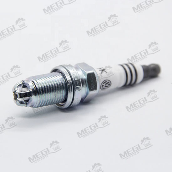 101000033AA BKU6ET-10 Car Engine Spark Plugs For Audi Seat VW A4 A6 ALHAMBRA LEON