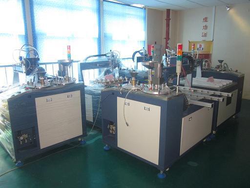 accuracy Small Glue Dispensing Machine Operate Mode Button or Hand Terminal