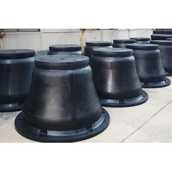 500mm Height Cone Rubber Fenders Boat Large Container Ships