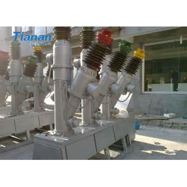 Outdoor SF6 High Voltage Circuit Breaker AC 50Hz For Measurement And Protection