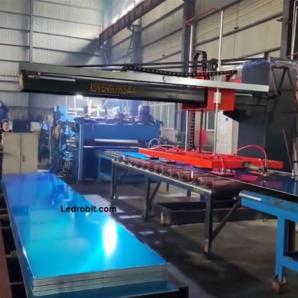 Quality Floor Installed Palletizer Machine With Servo Motor Customizable Robotic Palletizer for sale