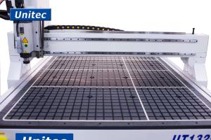 Wholesale Linear Guide 4FTX8FT 1400X2500mm Sign Making CNC Router from china suppliers