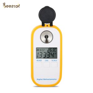 China Yellow Plastic Honey Measuring equipment Digital Honey refractometer on sale
