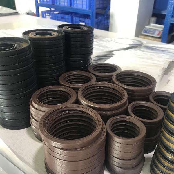 28x45x7mm Hydraulic Skeleton Oil Seal TC Type With NBR Material