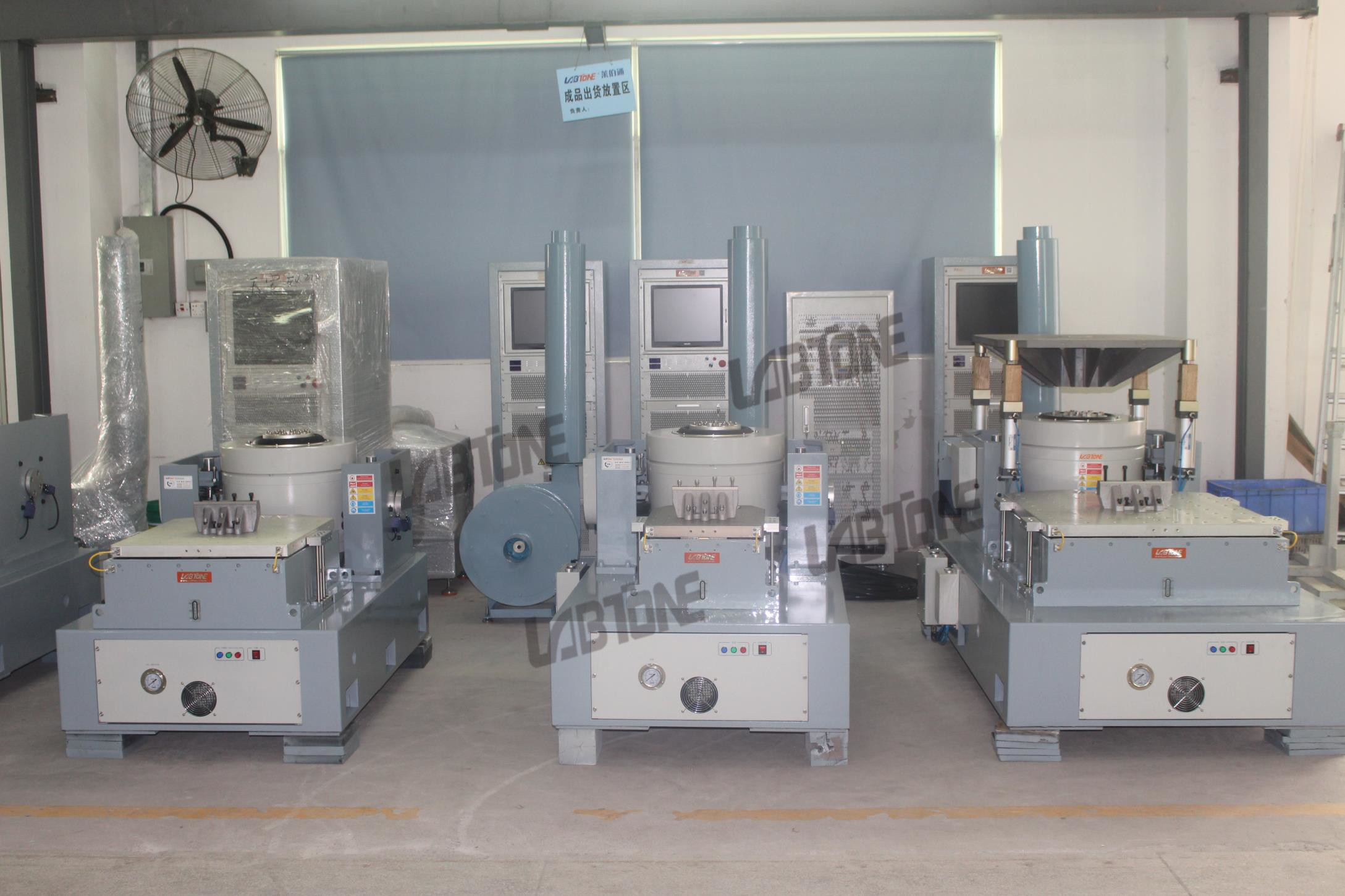 High Frequency Small Electrodynamic Vibration Shaker Head Expander 400 x 400mm In Stock