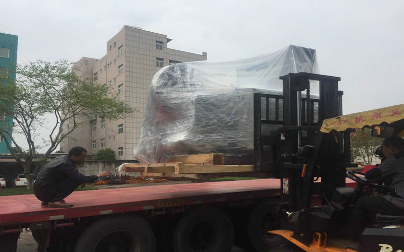 Automatic Cardboard Box Packaging Machine 12 - 22 Pcs / Min CE Approved