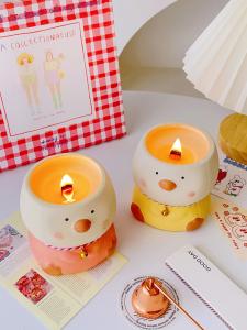 China Aromatic Ceramic Candle Holder Elegant Ceramic Candle Jar Decorative on sale