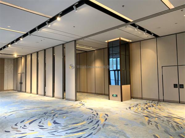 Quality High Precision Customizable Movable Partition Wall For Restaurant Collapsible for sale