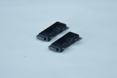 SATA 13p/F Solder Type 180° Au 6/F Plated Wire to Board Connector