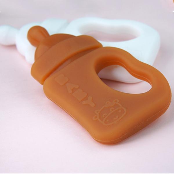 FDA BPA Free Baby Silicone Products Milk Bottle Teether Toy 10.5*5.5*1.5cm With Box