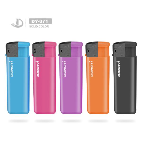 Hunan Dongyi High Quality Plastic Smoking Electronic Lighter with Normal Label-Love