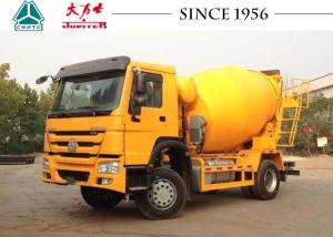 Durable HOWO 4X2 Ready Mix Concrete Mixer Trucks 5 CBM Smooth Operation