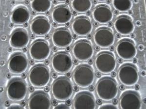 China American Perf O Grip Grating , Galvanized Perforated Walkway Grating on sale