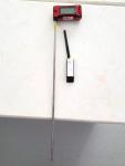 Customized OEM Support Lab Temperature Standard Digital Thermometer with LCD