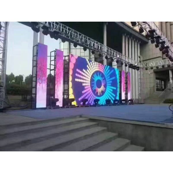 Die Casting Aluminum Outdoor Led Screen P8 SMD IP65 With Full Color High Definition