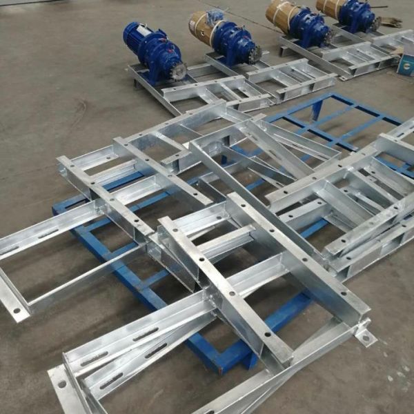 Egg Holding Wired Layer Farming Cage , Scientific Designed Layer Hen Cages