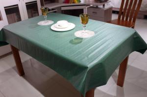 China 1.37x2.74m Christmas Paper Table Cloth , Airlaid Disposable Table Linens on sale