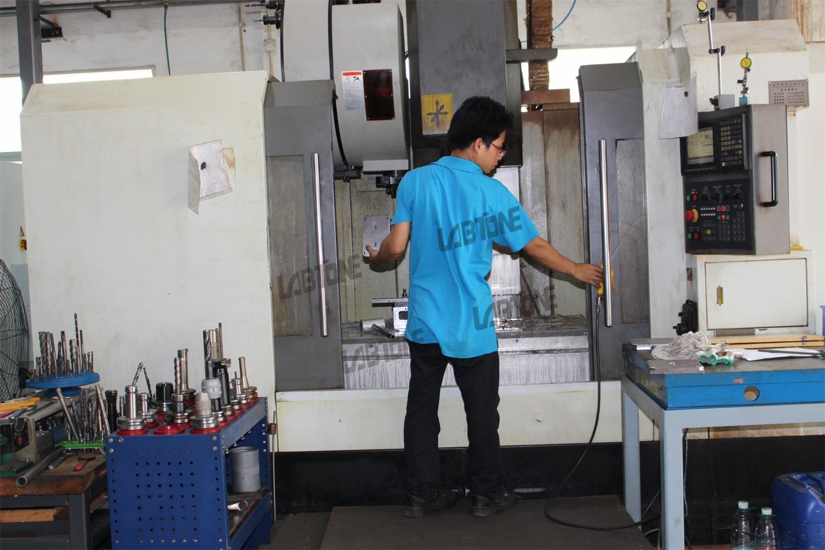 Low Price High Reliability Vibration Shaker Table for Shock and Vibration Tests