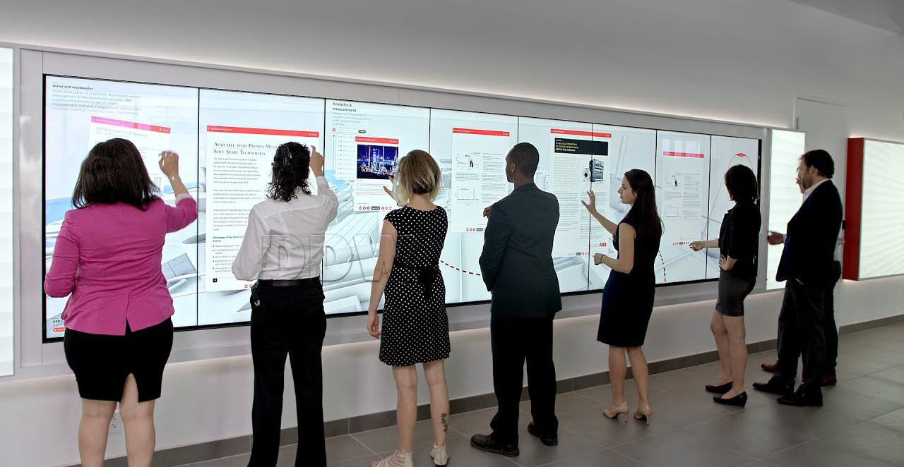 DDW Multi Screen Display Wall / Rich Color LCD Video Wall Display Screen
