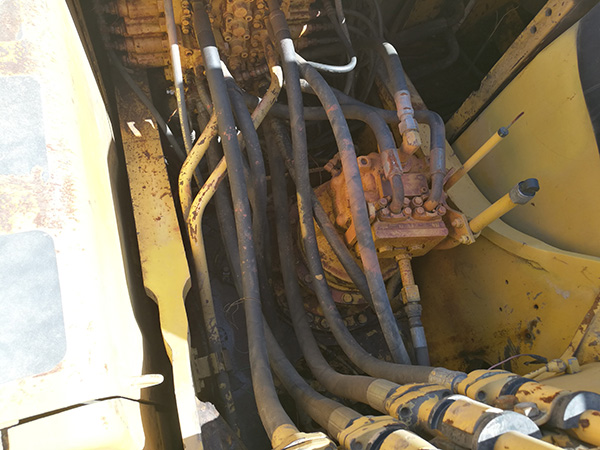 used komatsu pc 200-8 crawler excavator/ Original Komatsu Excavator PC 200 ,Cheap Komatsu PC200