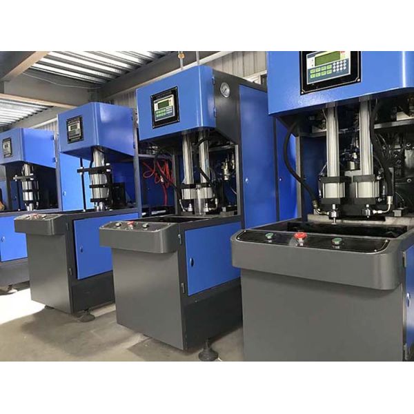 15 kW Semi-automatic Pet Blowing Machine for Versatile and Customized Bottle Designs