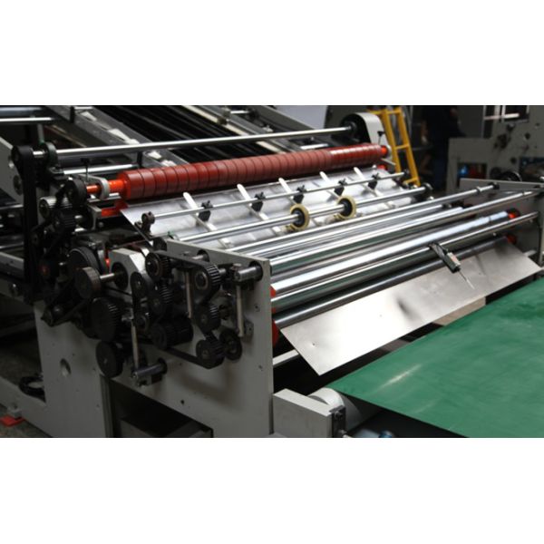 Two Flute Combination Automatic Flute Laminator Machine 5000pcs/H DW-1650