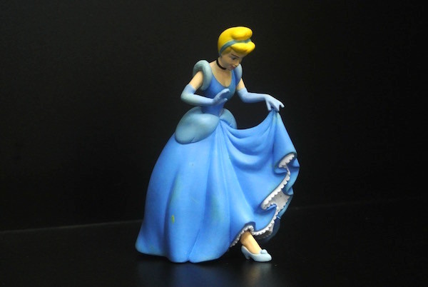 Blue Color Dress Little Collectible Toys Snow White Figure For Kids