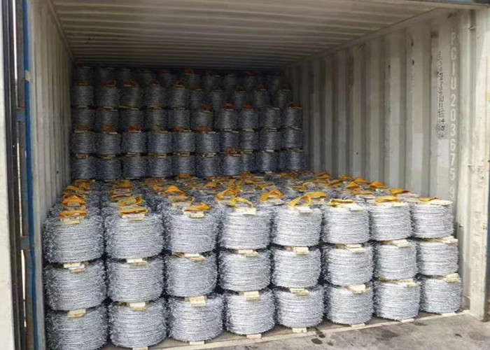 Galvanized Steel Iron SWG14 15CM Double Strand Barbed Wires