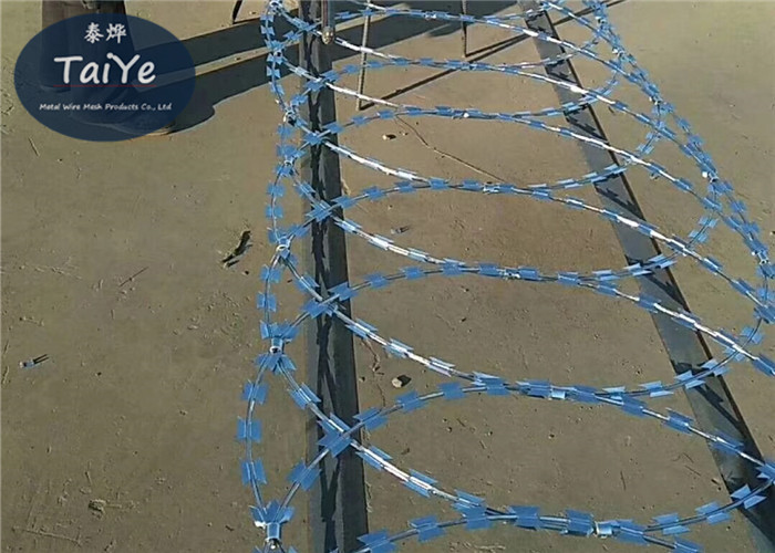 Wholesale BTO-22 Flat Wrap Razor Wire Anti Rust Used In Frontier Military Fields from china suppliers