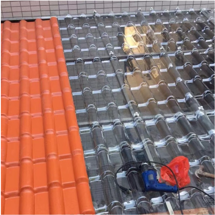 0.8-3.0mm Translucent Roof Sheet Corrugated Polycarbonate Wave Resin Glazed Roofing Sheet Tile