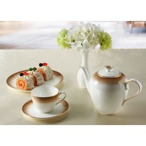No Lead Gold Rimmed 43% Bone China Banquet Dinnerware Set