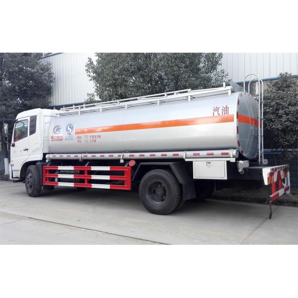 10CBM - 15CBM Dongfeng Diesel Refueling Truck Q235 With Cummins Engine