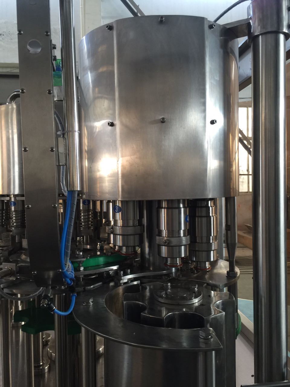 Touch Screen 3 In 1 13500 BHP Automated Bottling Machine