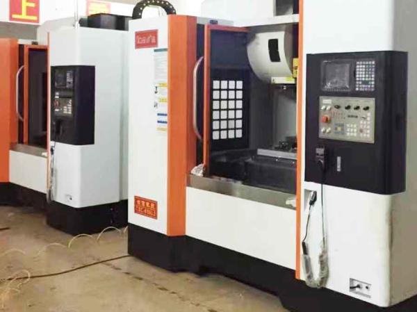 Quality XYZ Linear Way Multi Axis Machining Centre 3 Axis Taiwan CNC Machine 12000 RPM for sale