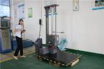Single Arm Package Drop Test Machine/Battery Drop Test Equipment 1500mm Drop