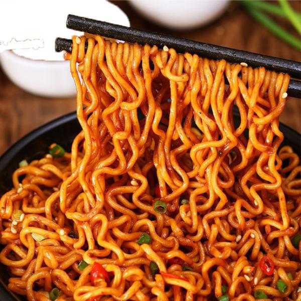 500G Stir Fried Noodle OEM Wheat Flour Smooth Chewy Quick Cooking Instant Noodles