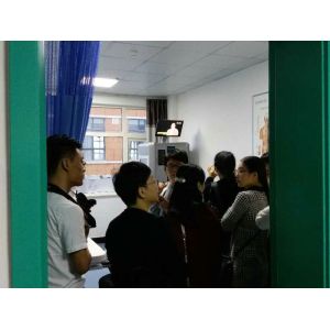 Wholesale Hydraulic Non Surgical Spinal Decompression Machine from china suppliers