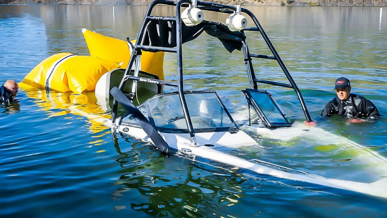 PVC Coated Inflatable Salvage Tubes Lifting Bag Enclosed Pillow Type Flotation For Underwater Works