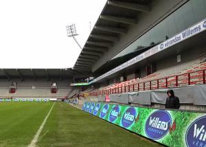 China SMD Advertising LED Wall IP54 Football Stadium Perimeter LED Screen Display on sale