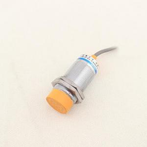 Wholesale LJ30A3-15-Z/BY NO PNP DC inductance approach switch sensors proximity switches from china suppliers