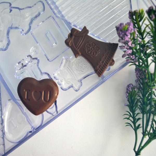 ODM Heart Shape Custom Chocolate Molds Silicone Food Grade Sustainable