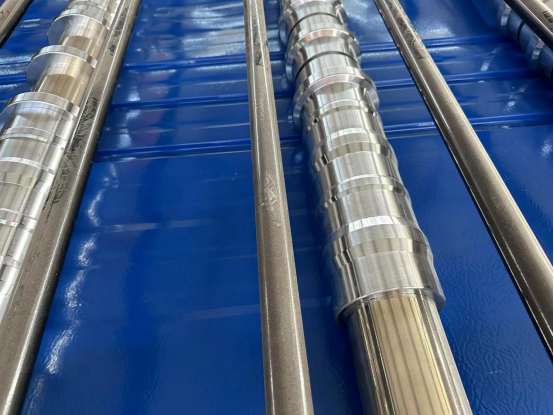 36 Inch Wide Interconnected Metal Panels Forming Machine Best Choice For PBR Panel Metal Roofing