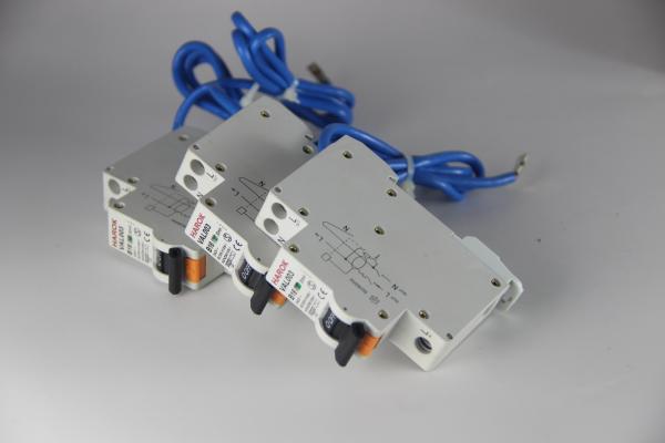 Quality VAL003 Mini RCBO Residual Current Operated Circuit Breaker With Over Current Protection With Breaking Capacity I△M 500A for sale