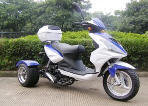 Wholesale 3 Wheel 50cc Scooter With Rear Box , 3 Wheeler Motorcycle With Big Head Light from china suppliers