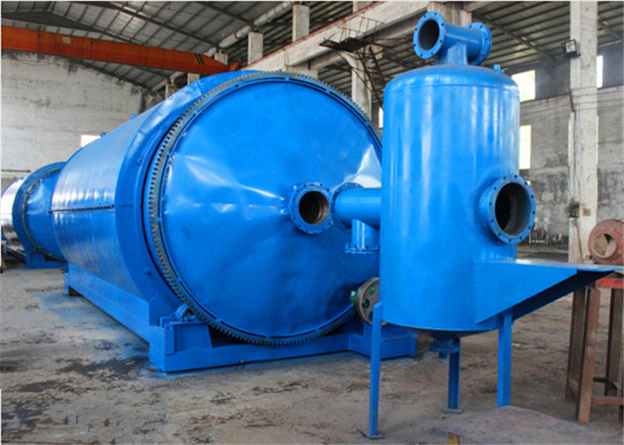 15 ton Used tire recycling machine recycle waste tires to fuel oil pyrolysis plant