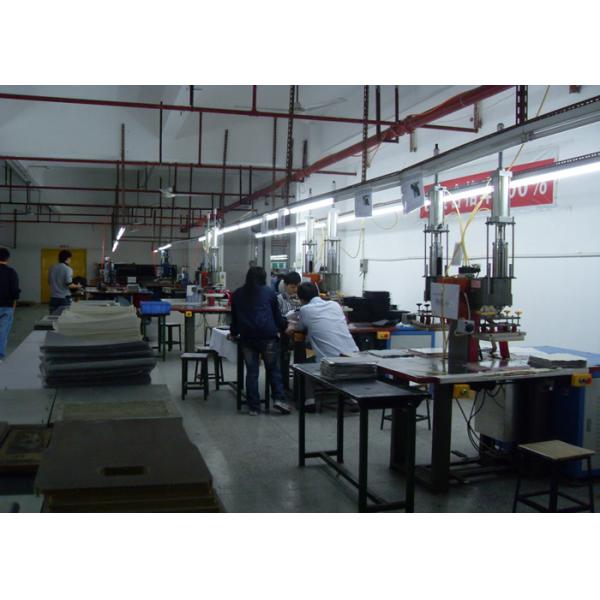 Raised TPU Material Custom Garment Patches With Logo Printing