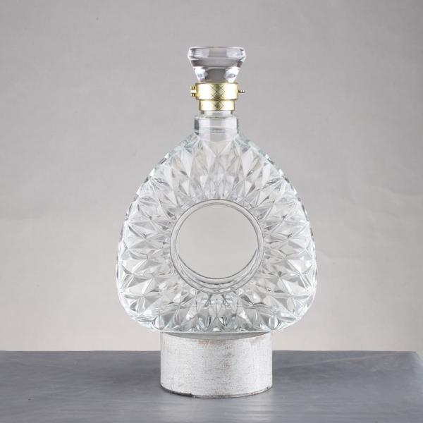 Industrial Beverage Square Glass Bottle 700ml with Decal Surface and Matte Black Finish